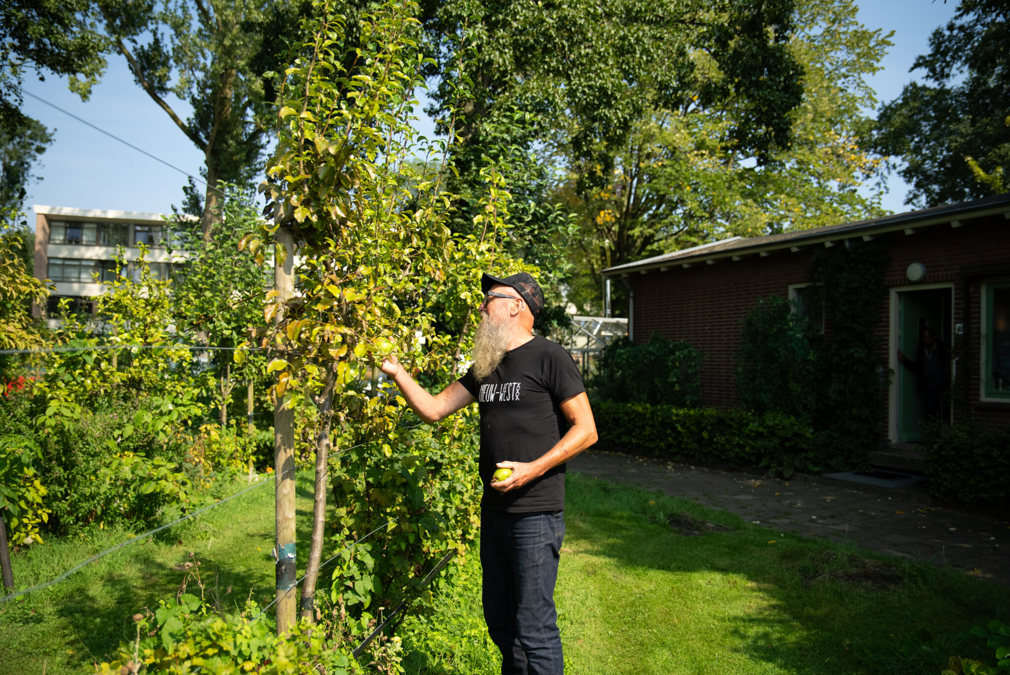 Foto voor Eigenzinnig, het magazine van bewonersorganisatie Eigenwijks (2024)